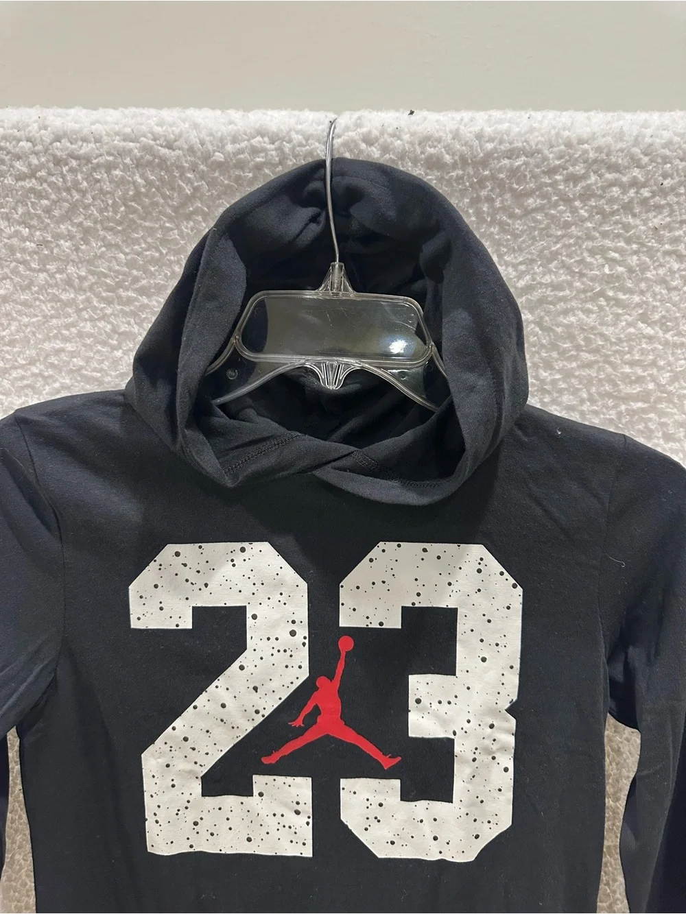Boy’s Jordan Black Hooded Long Sleeve Tee